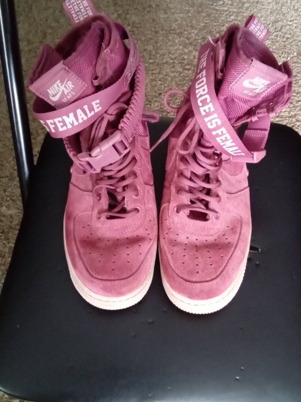 The Nike SF Air Force 1 Vintage Wine in size 9